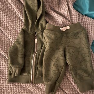 Carter’s baby boy six months dinosaur green tracksuit